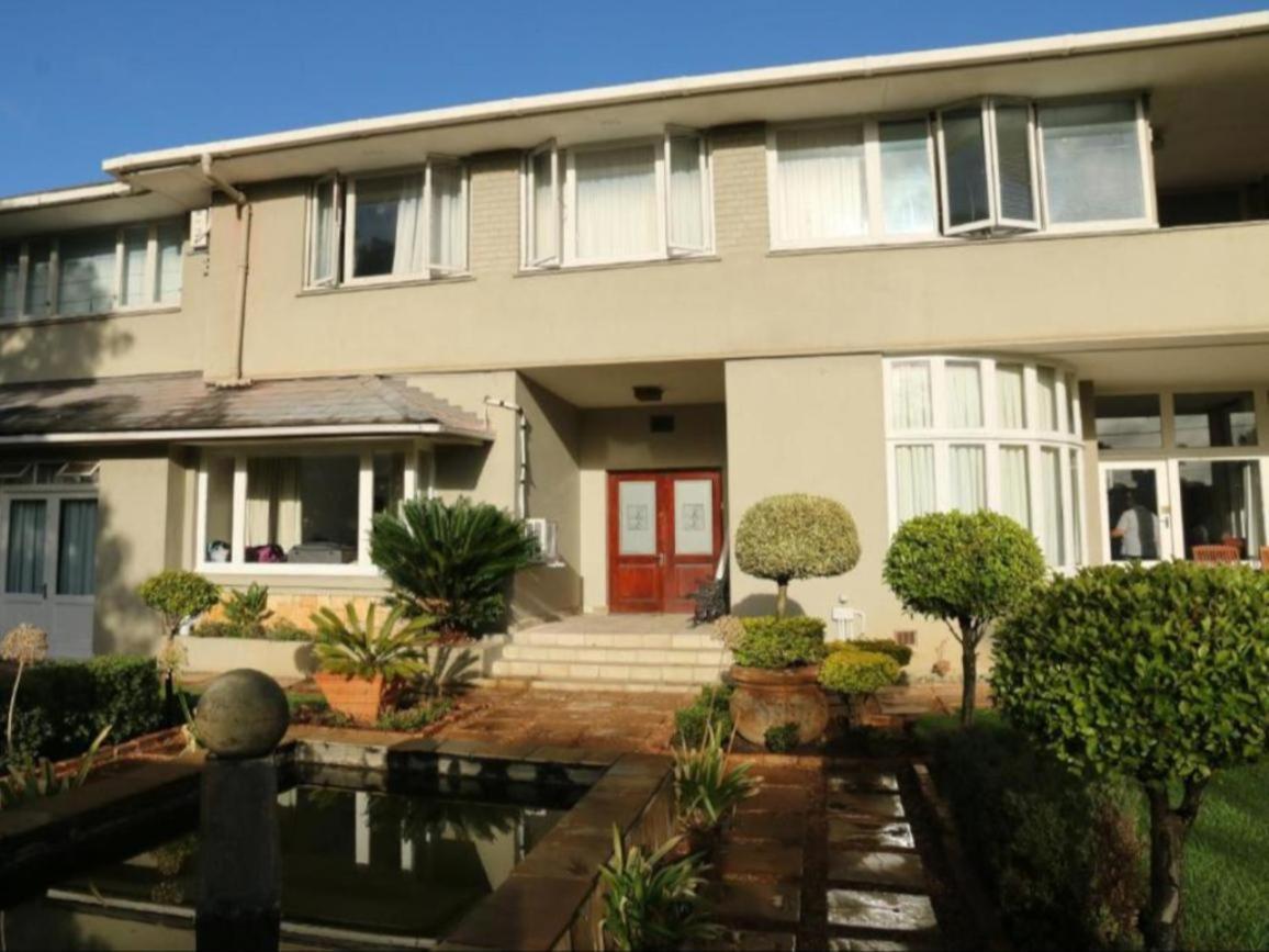 The Boston Guest House Bellville Bagian luar foto
