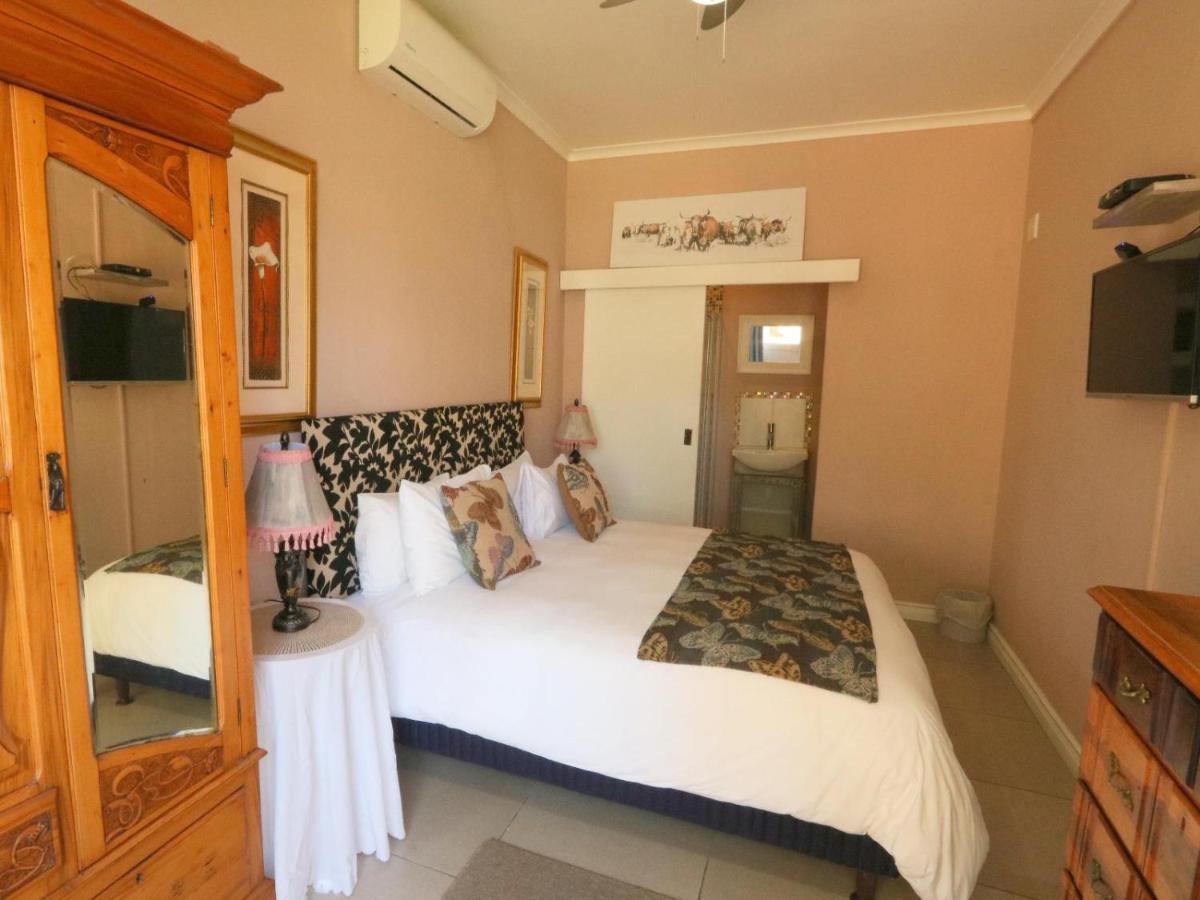 The Boston Guest House Bellville Ruang foto